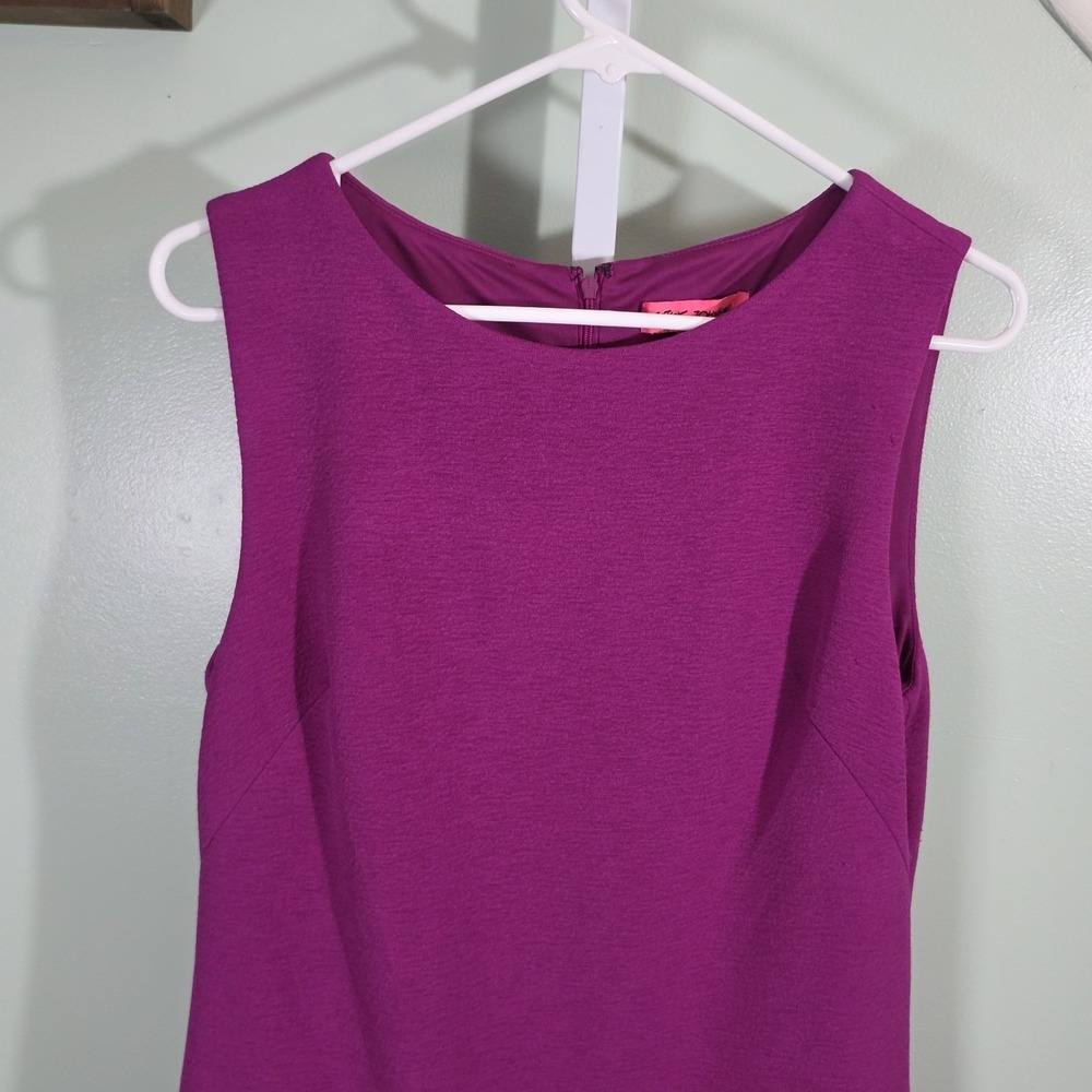 Betsey Johnson Magenta Ruffle-Hem Sleeveless Mini‎ Shift Dress Size 8 - Picture 2 of 7